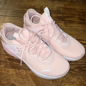Puma Women's Pink Athletic Shoes